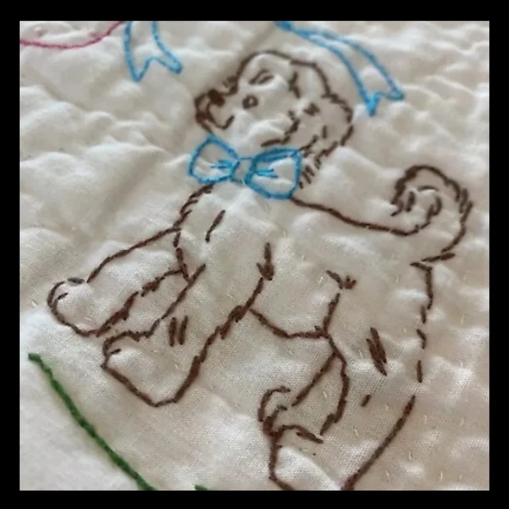 Vintage Handmade Embroidered Baby Crib Blanket Quilt Pink Floral Girls 39x43
